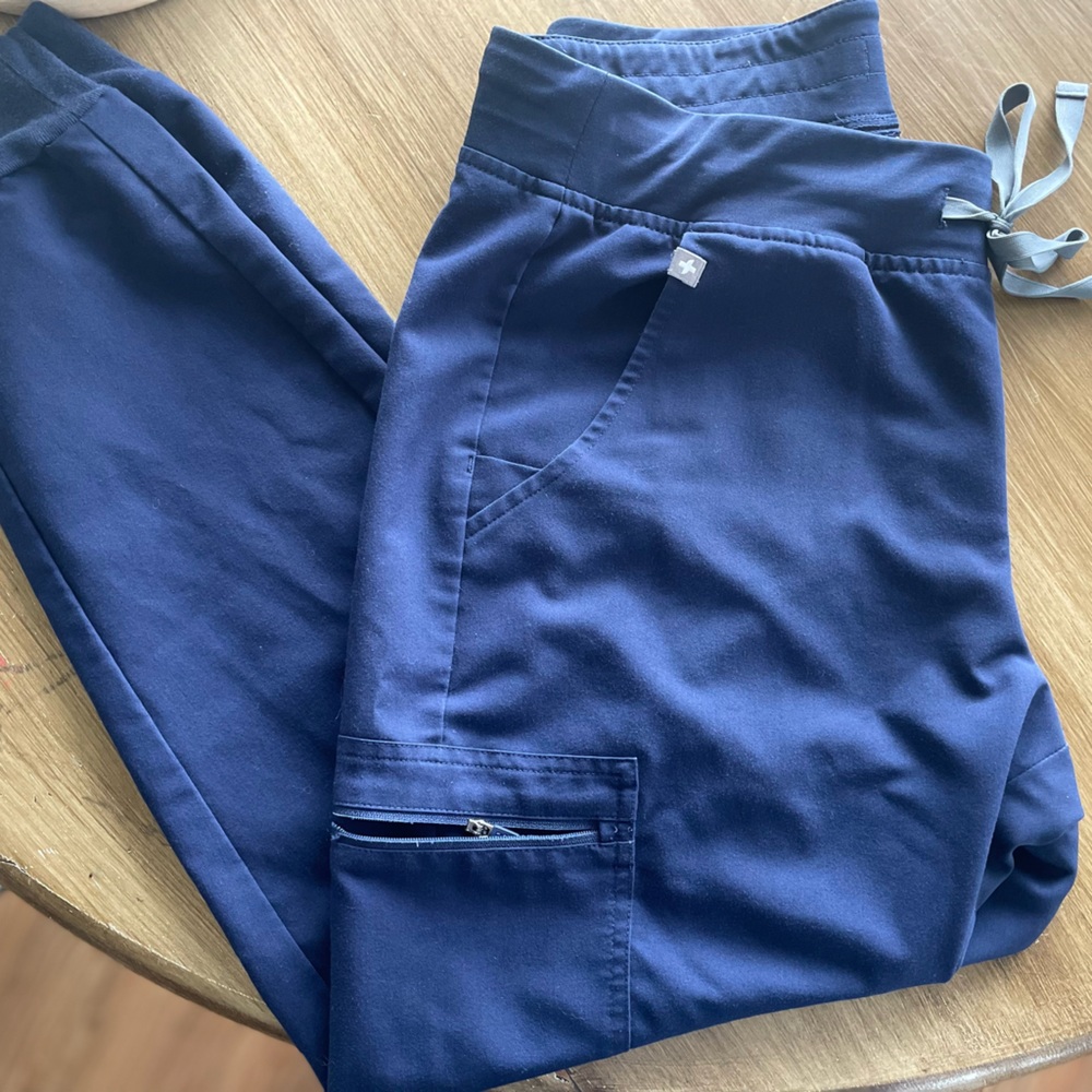 Figs joggers